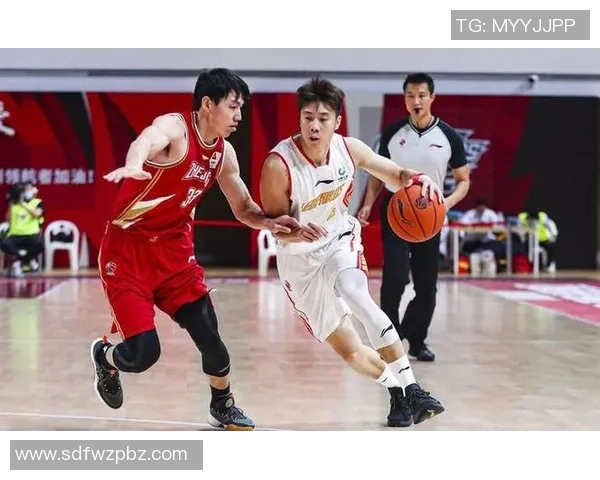 杭州网球队以82分领跑大师赛积分榜展现强劲实力