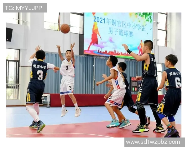 广州篮球队灵活性变革引发热议探索新战术与团队协作的未来发展